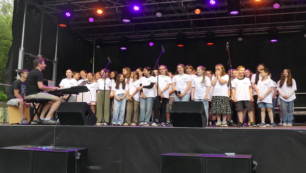 Alexander-von-Humboldt-Schule wirkt beim Aßlarer Stadtfest mit