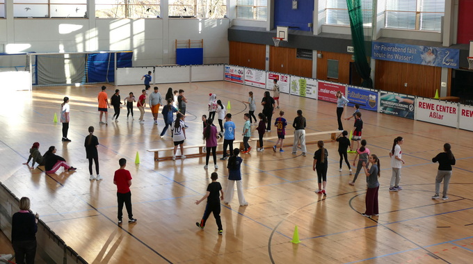 Klasse 5G1 gewinnt Jahrgangsturnier im Völkerball